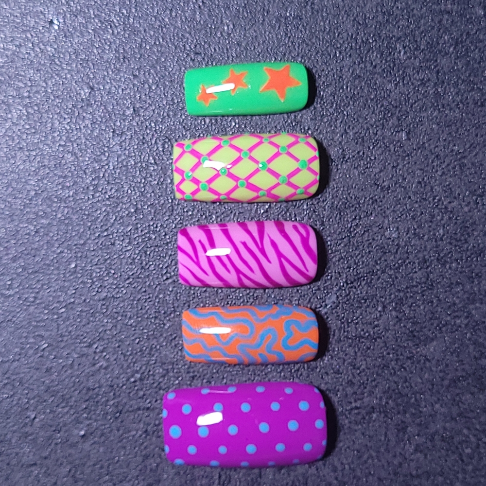 Custom PRESS ON NAILS. Colorful Nail Art Set
